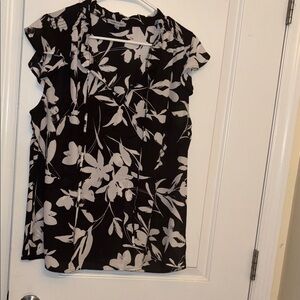 Chic Black and White Floral Blouse